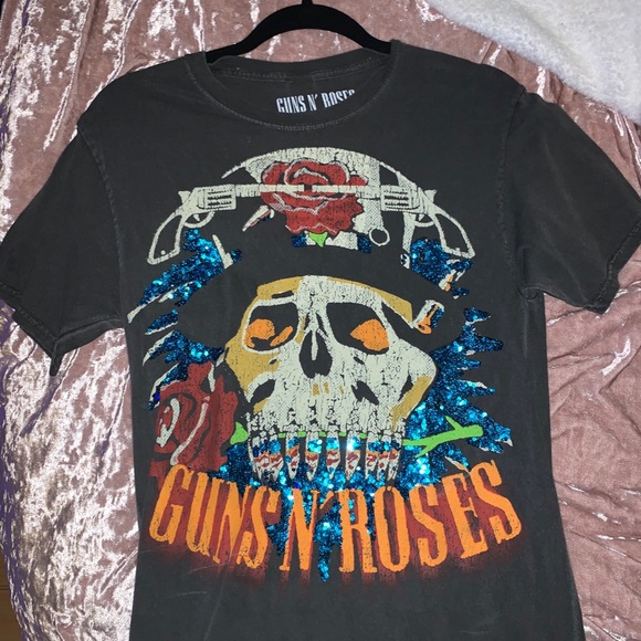 Urban Outfitters Tops - BNWT Urban Outfiitters Guns’N’Roses Tee Sz S